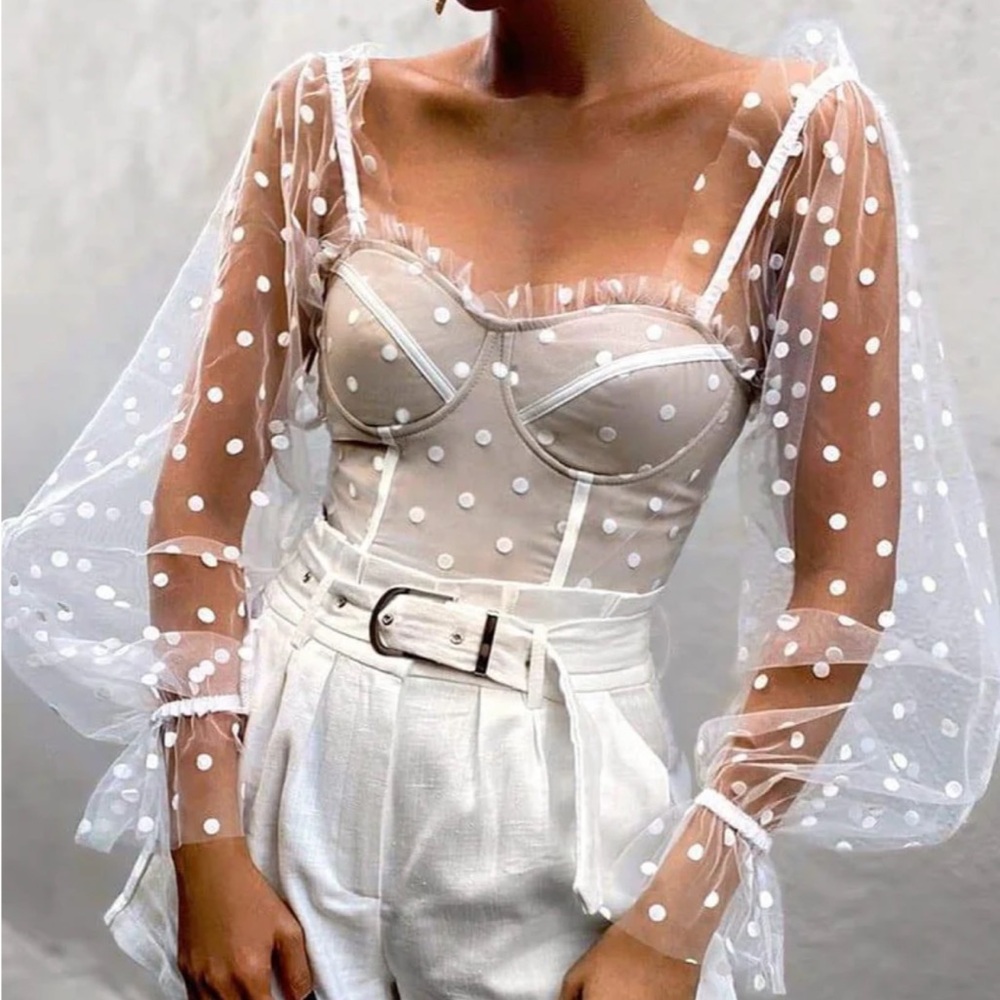 Petal & Pup Varinka Top
RUNAWAY
